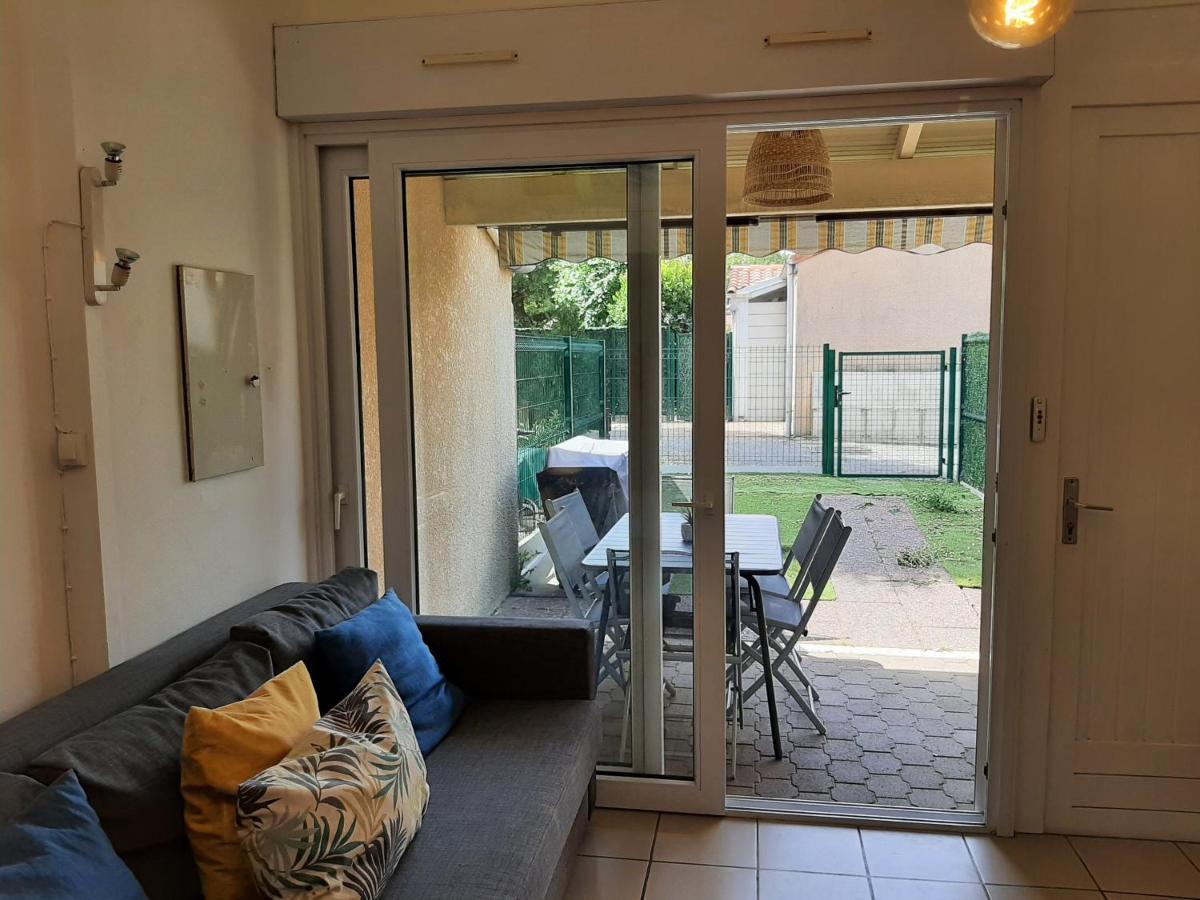 Charmante Villa Patio Avec Terrasse : Proche Plages Et Centre, Ideale Pour 4 Personnes - Fr-1-239-789 Капбретон Экстерьер фото