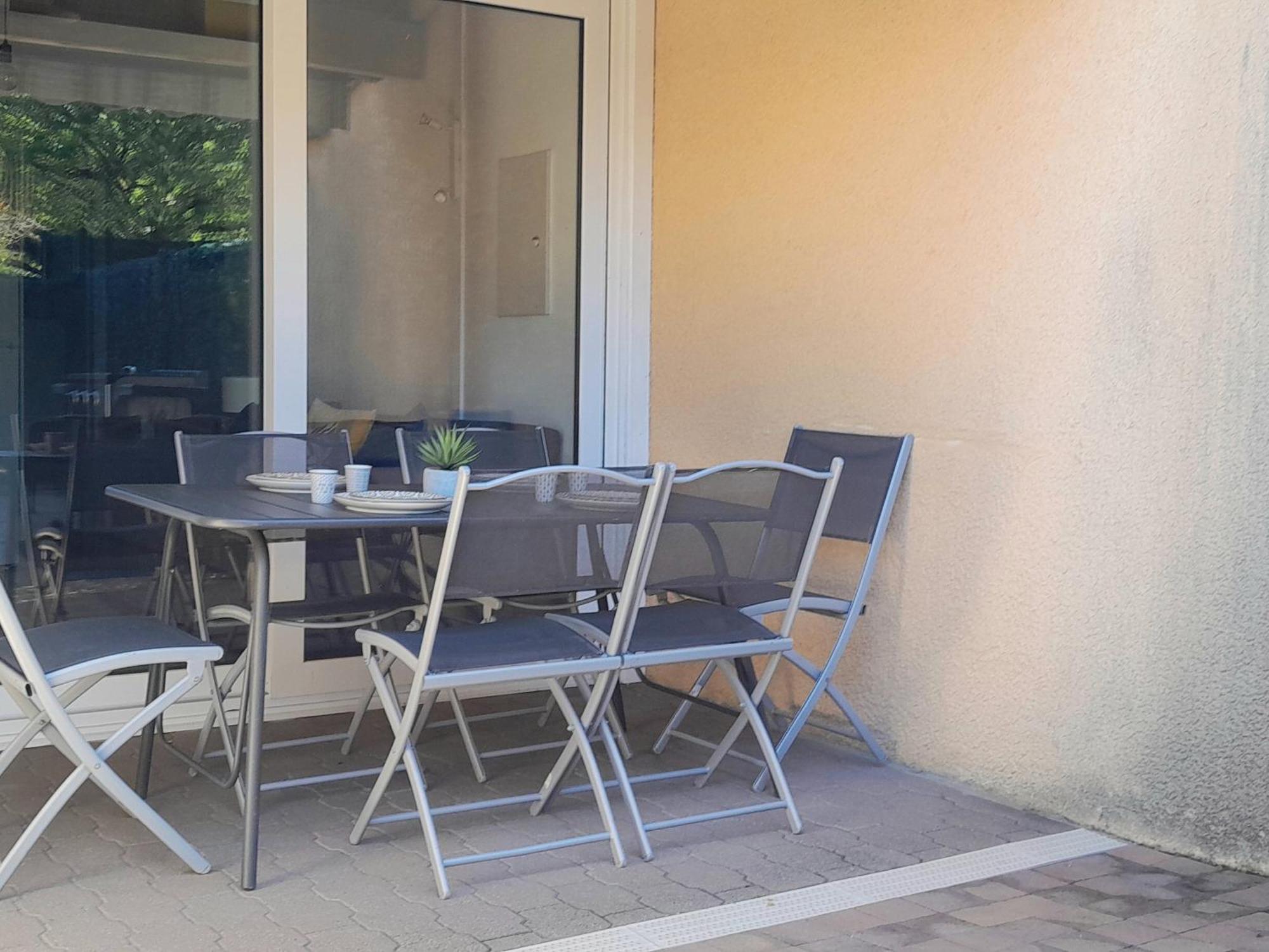 Charmante Villa Patio Avec Terrasse : Proche Plages Et Centre, Ideale Pour 4 Personnes - Fr-1-239-789 Капбретон Экстерьер фото